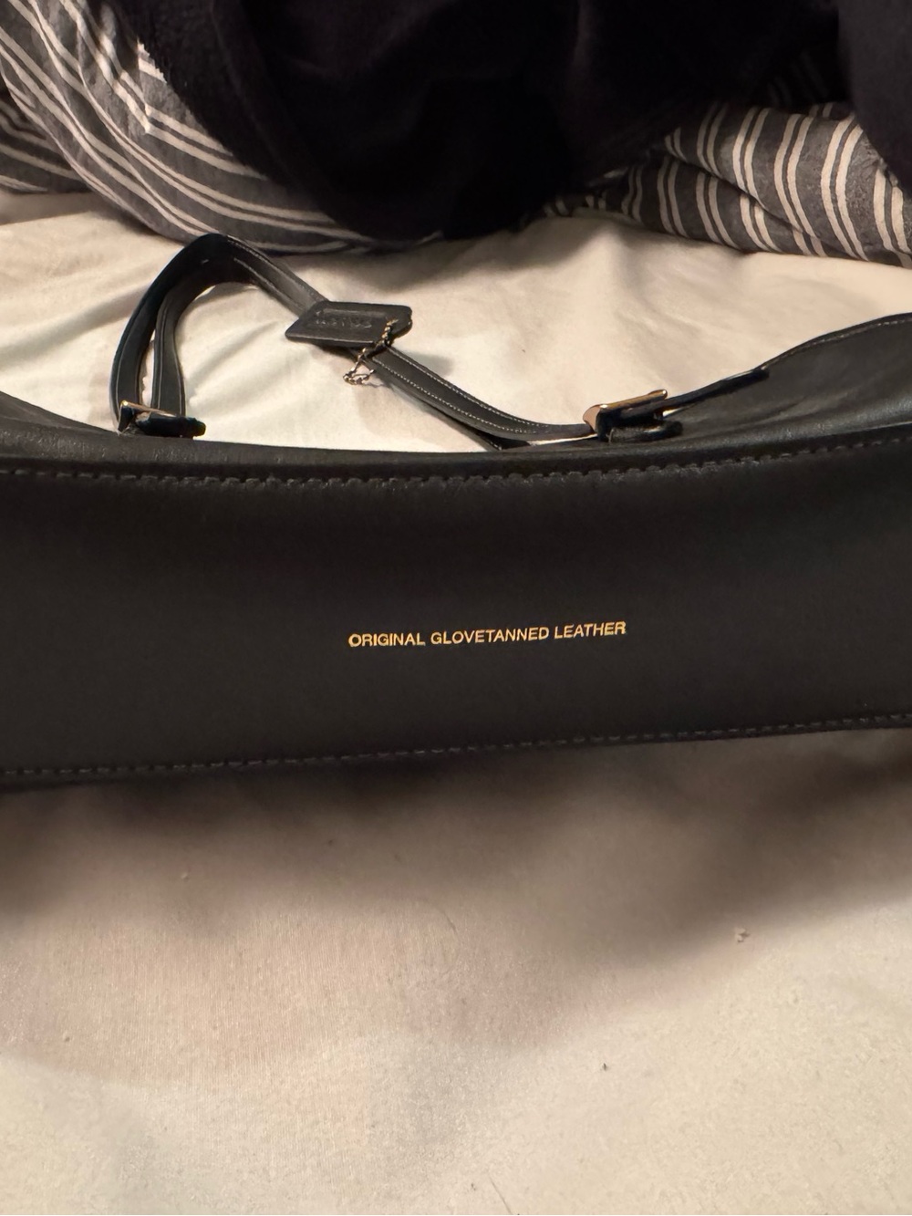 Coach Swing Zip - Picture 5 of 6